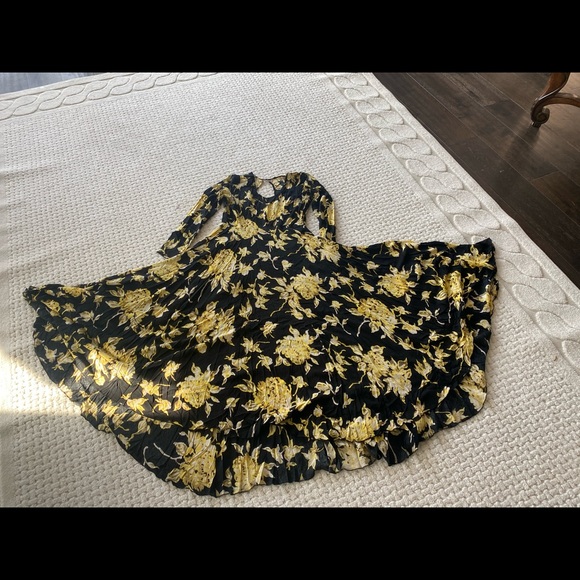 Free People First Kiss RARE - Picture 4 of 5